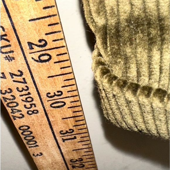 Orvis Men's Size 38 Supercord Pleated Corduroy Pants Green Leather Pocket Trim - Picture 9 of 9